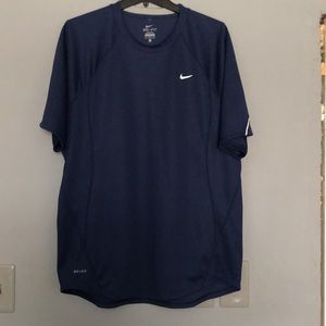 Nike men’s dri-fit XL short sleeve t-shirt